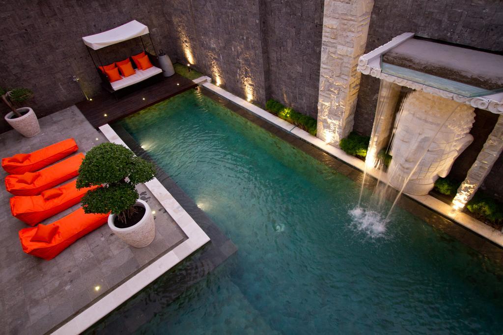Puri Ratu Jimbaran Villa Buitenkant foto