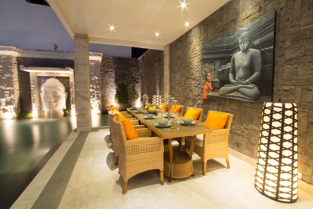 Puri Ratu Jimbaran Villa Buitenkant foto